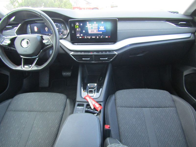 Škoda Octavia (2022) 2.0 TDI 110kW DSG SPORT Line - fotka 15 z 43