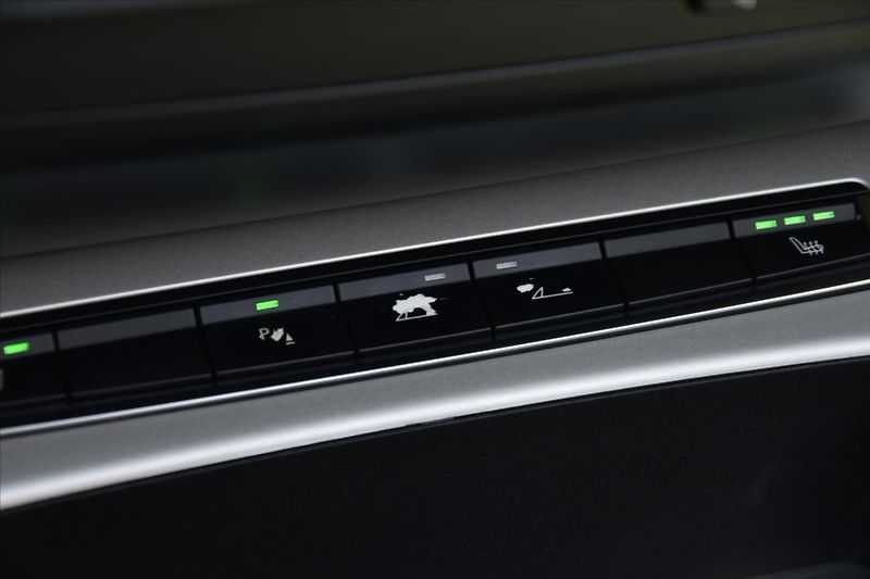 BMW Z4 23i 150kW SERVISNÍ KNIHA ČR - fotka 21 z 26