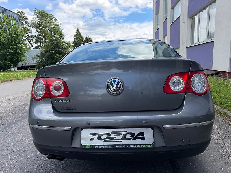 Volkswagen Passat 2,0 TDI 4x4 servis  - fotka 6 z 30