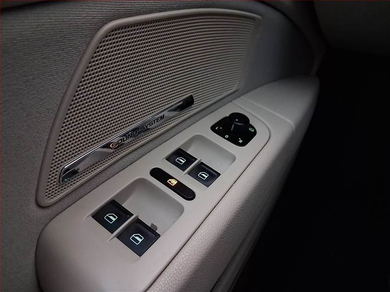 Škoda Superb (2014) 2.0 TDI, Serv.kniha, Navi - fotka 15 z 19