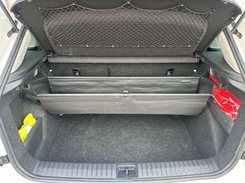 Škoda Kamiq (2023) 1.0 TSI Style - fotka 27 z 28
