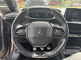 Peugeot 2008 (2021) GT PureTech 130k MAN6 - náhled 16