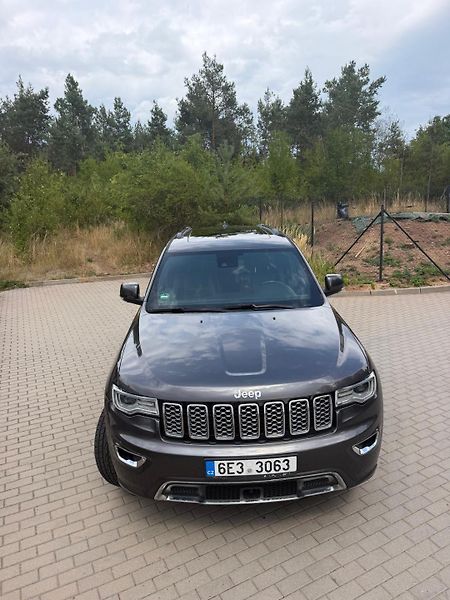Jeep Grand Cherokee 3.0 D - fotka 5 z 28
