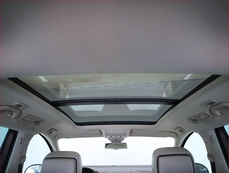 Volkswagen Sharan (2012) 2.0 TDI, Automat, Kůže, Navi - fotka 15 z 22