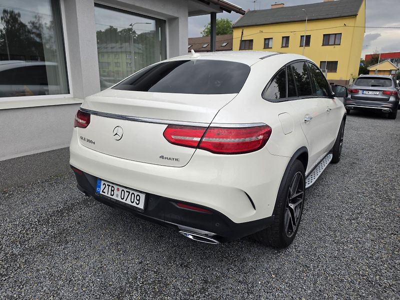 Mercedes-Benz GLE 350CDI 4-MATIC AMG  - fotka 4 z 18
