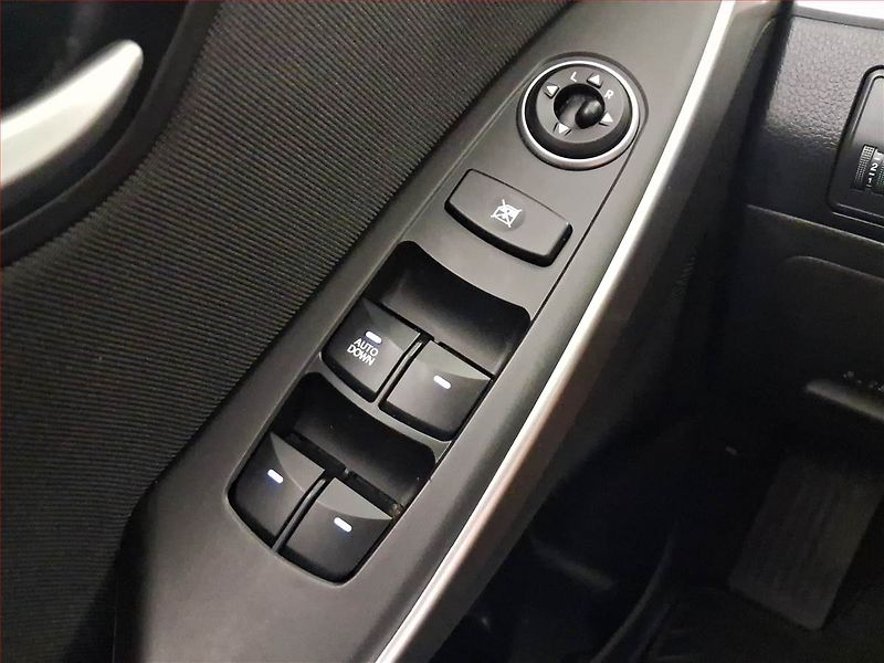 Hyundai i30 (2016) 1.6 GDI, ČR,1.maj, Tempomat - fotka 16 z 16