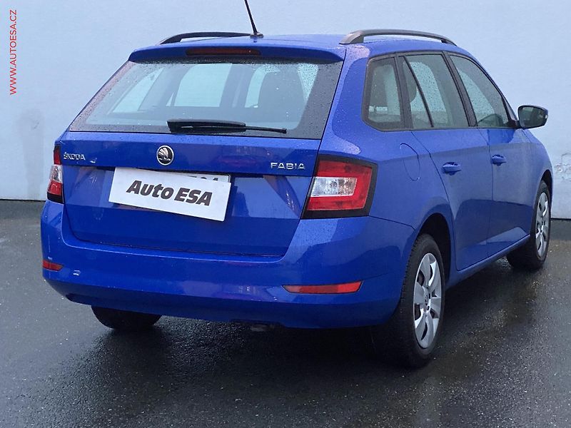 Škoda Fabia (2019) 1.0 TSi, 1.maj,ČR, Active, AC - fotka 4 z 15