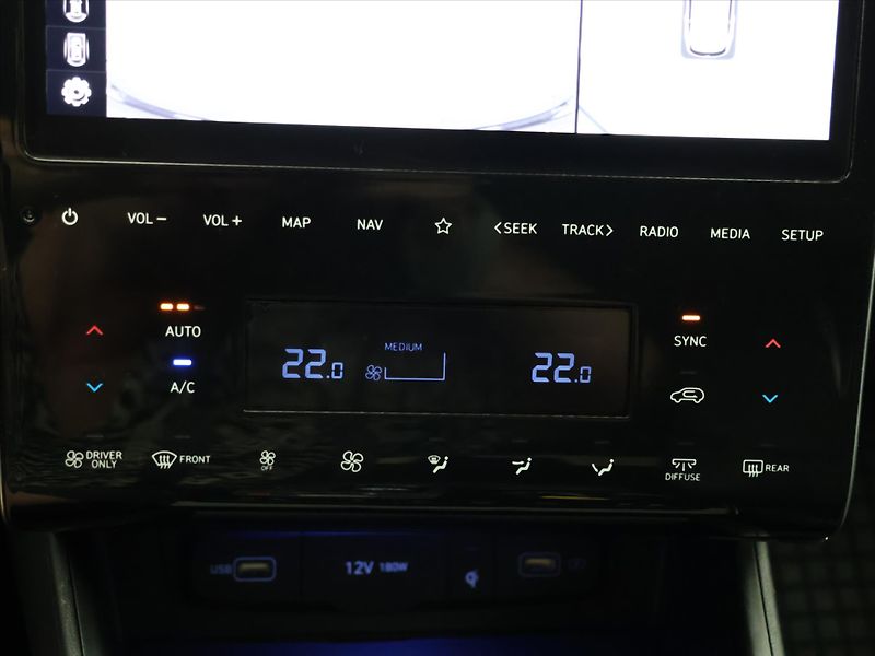 Hyundai Tucson 1,6 T-GDi 169kW 4x4 CZ Premium - fotka 28 z 39