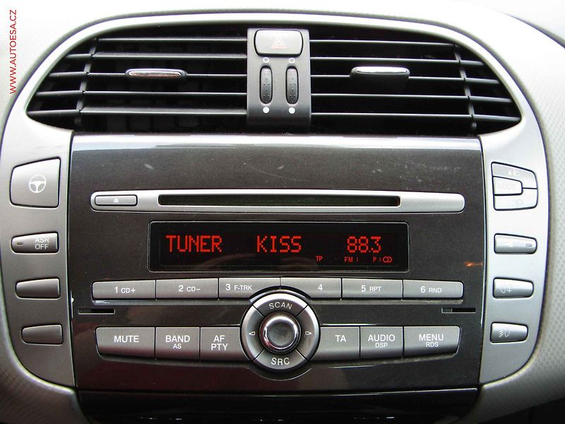 Fiat Bravo (2010) 1.4 i, AC - fotka 14 z 15