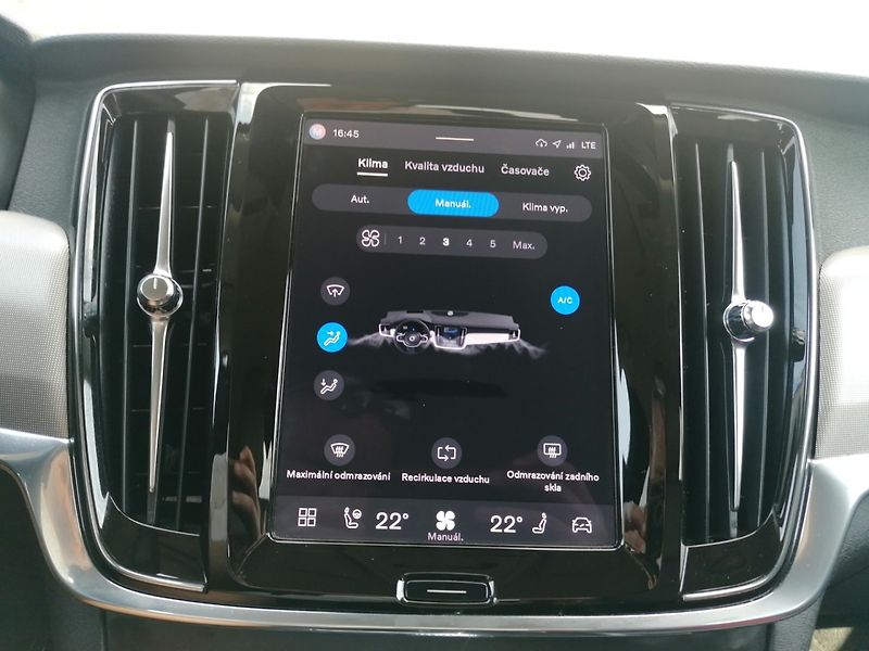 Volvo V90 (2022) 2.0 B4 MHEV Kůže A/T - fotka 17 z 33