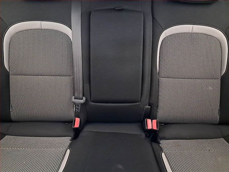 Kia Ceed (2015) 1.6 GDI, Navi, Tempomat - fotka 10 z 20