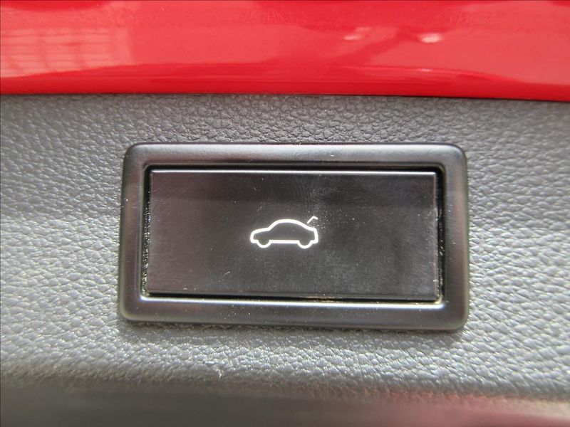 Škoda Kodiaq 2,0 TDi 140Kw, DSG, Tažné, Nov - fotka 35 z 40