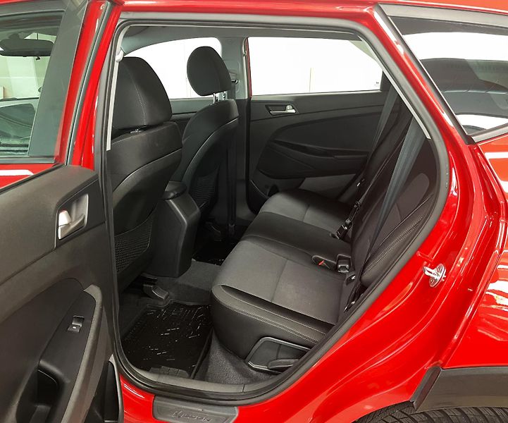 Hyundai Tucson 1.6 GDI, 97 KW, ČR - fotka 10 z 26