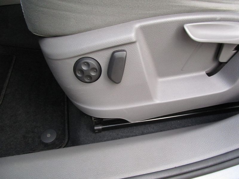 Seat Alhambra 2,0TDI-103KW-NOVÁ STK+ROZVODY - fotka 16 z 22