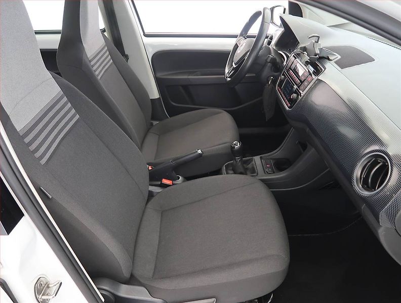 Volkswagen up! (2022) 1.0, Tempomat, Park. senzory - fotka 9 z 19