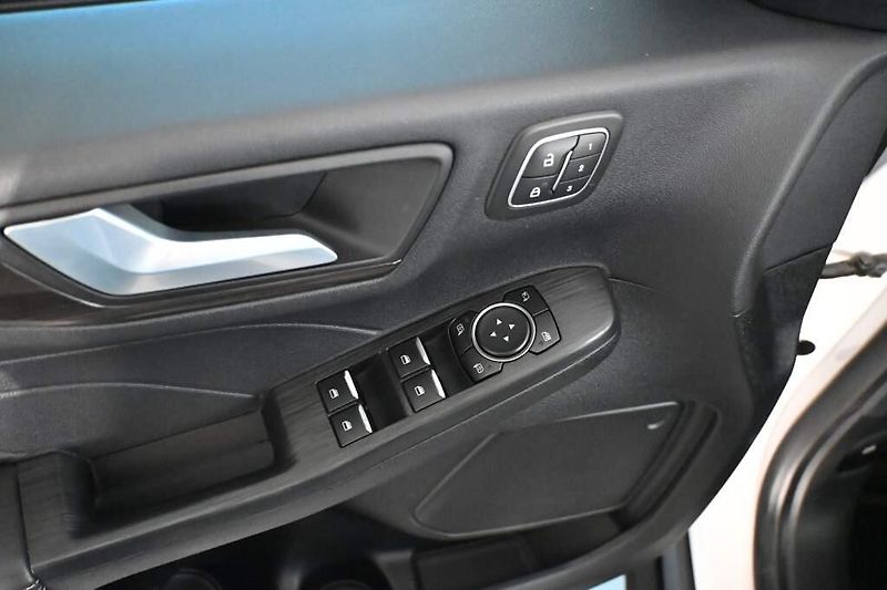 Ford Kuga (2023) 2.5 VIGNALE LED ACC Tažné BO V - fotka 38 z 49