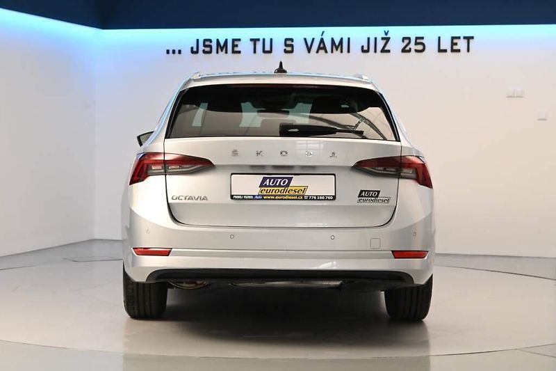 Škoda Octavia (2021) 2.0 FIRST EDITION LED Tažné Ma - fotka 5 z 33