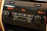 BMW Řada 7 (2010) 740d xDrive, 4X4, Automat - náhled 18