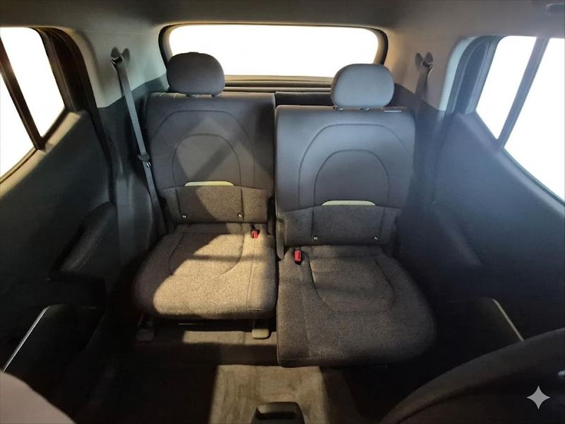 Kia EV2 (2026) 1,0 QV1 4P 4x2 AIR 108 KW + 42 - fotka 3 z 3
