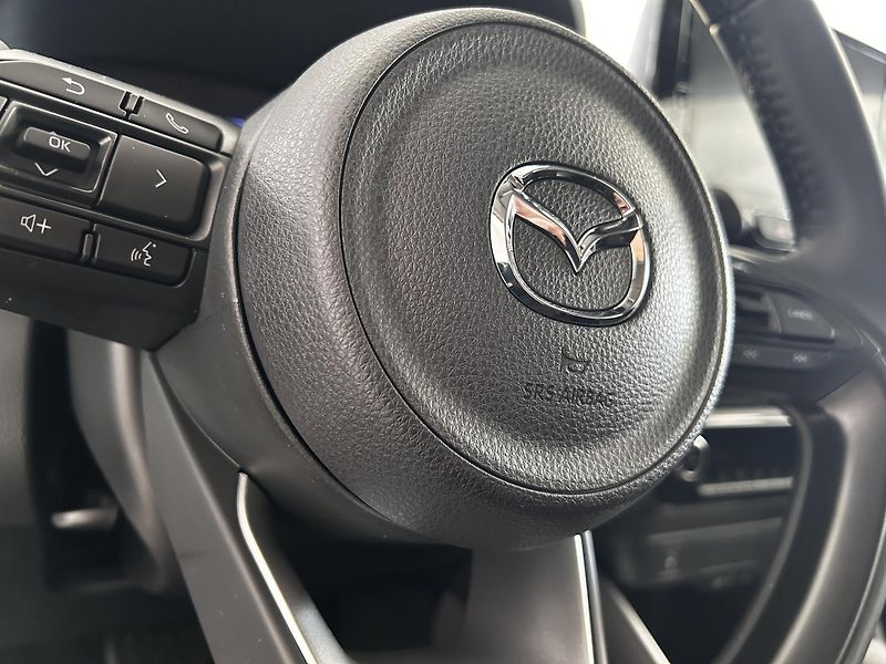 Mazda 2 Hybrid (2024) 1,5 AT Centre-line - fotka 12 z 15