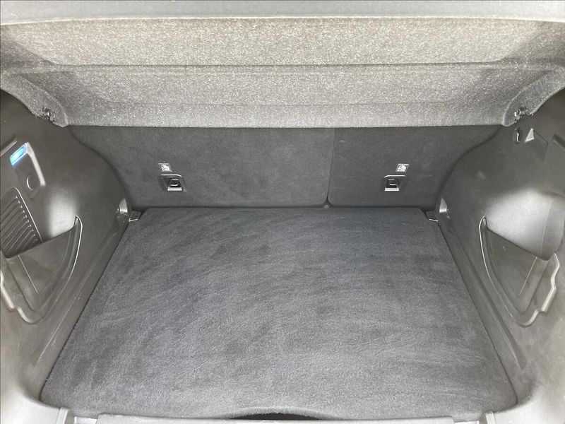 Jeep Renegade 1,3 i T 110KW AUTOMAT ČR. - fotka 22 z 22