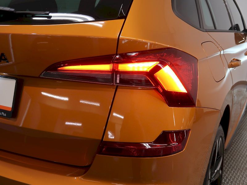 Škoda Kamiq (2025) MONTE CARLO 1.0TSI 85KW PANORA - fotka 11 z 40
