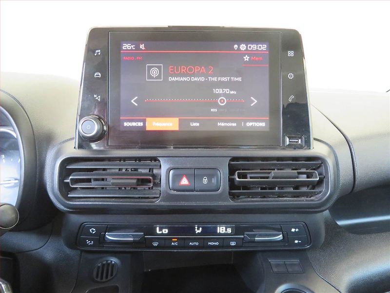 Citroën Berlingo (2021) Feel 1.2 PureTech, 5Míst, SR - fotka 12 z 14