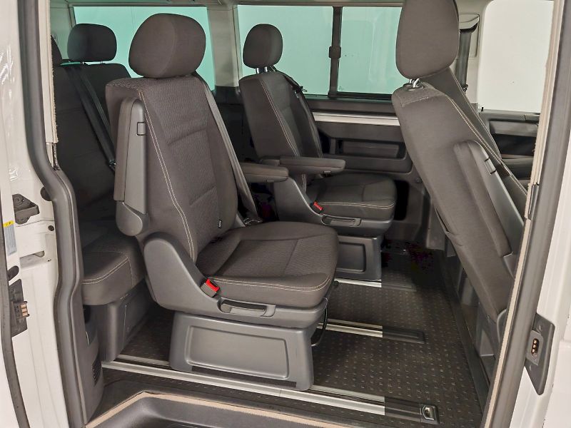 Volkswagen California (2018) 2.0 BiTDI 150 kW DSG 4x4 BEACH - fotka 18 z 24