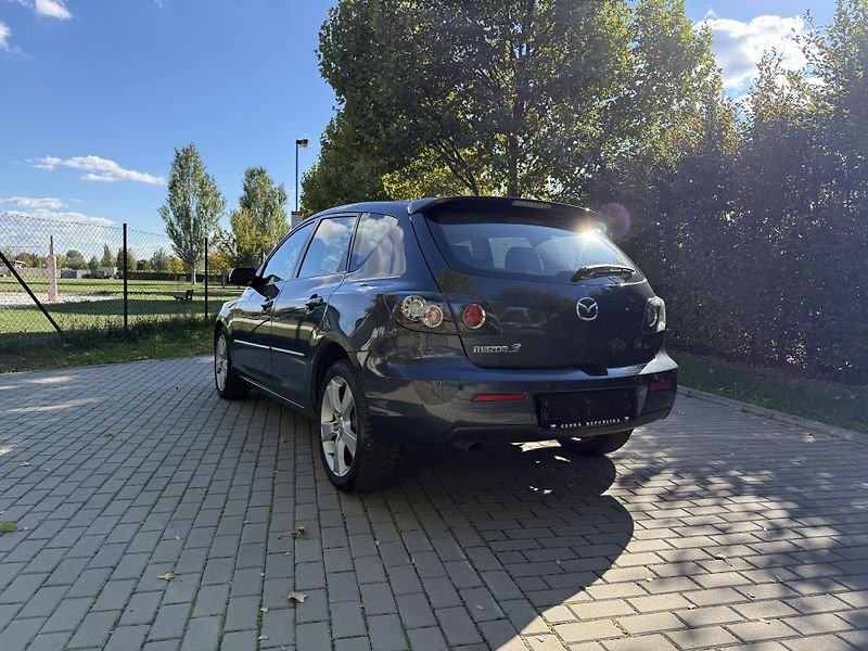 Mazda 3 1.6 Sport Active - fotka 8 z 28
