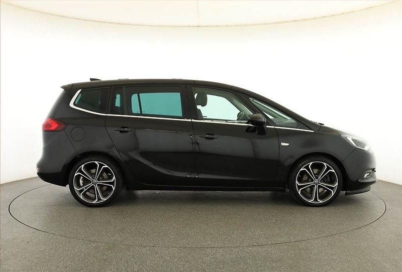 Opel Zafira (2017) 2.0 CDTI, 7 míst, Kůže, Navi - fotka 6 z 20