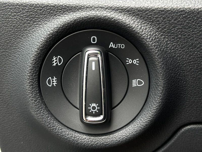 Škoda Scala 1.0TSi Monte Carlo 116PS Matri - fotka 16 z 38