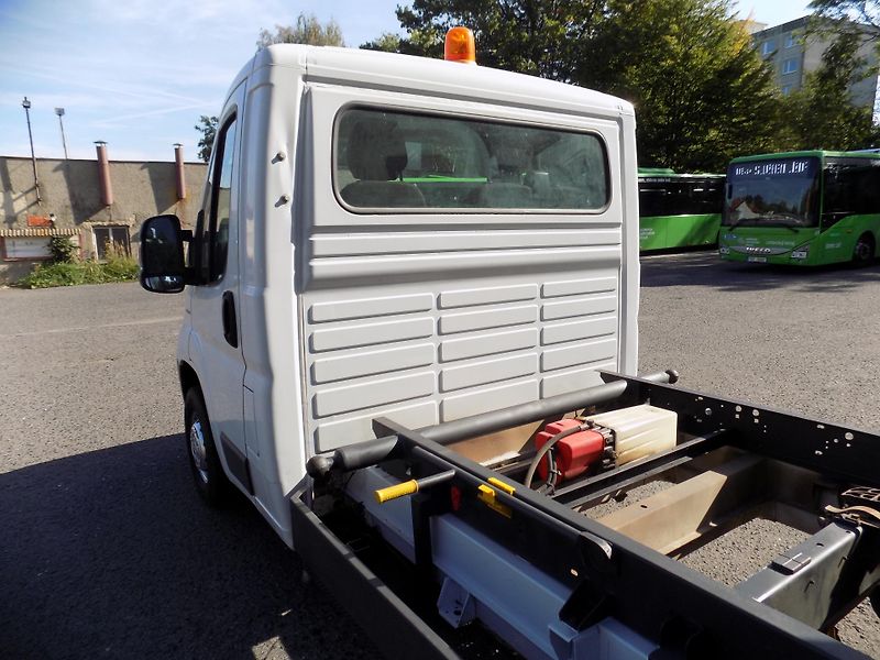 Fiat Ducato (2016) 2,3 96KW 3STR.SKLÁPĚČ - fotka 29 z 38