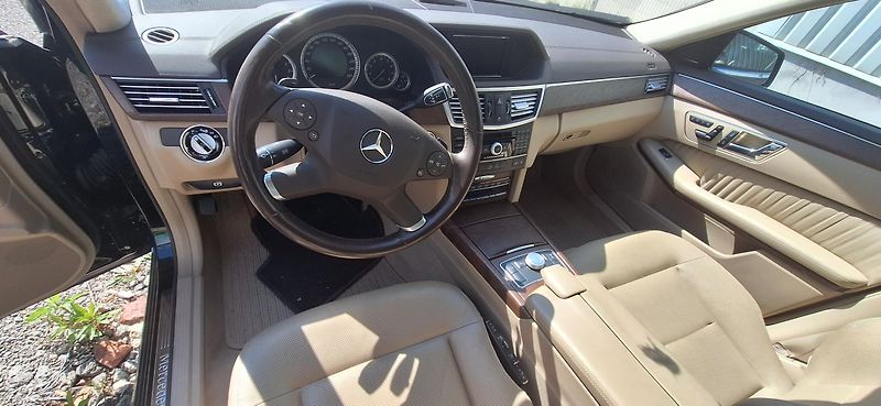 Mercedes-Benz Třídy E (2009) - fotka 6 z 8