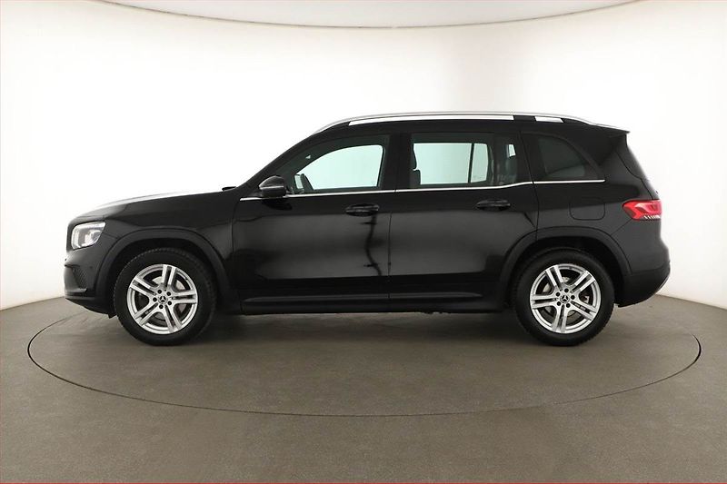 Mercedes-Benz GLB (2023) 200 - fotka 3 z 22