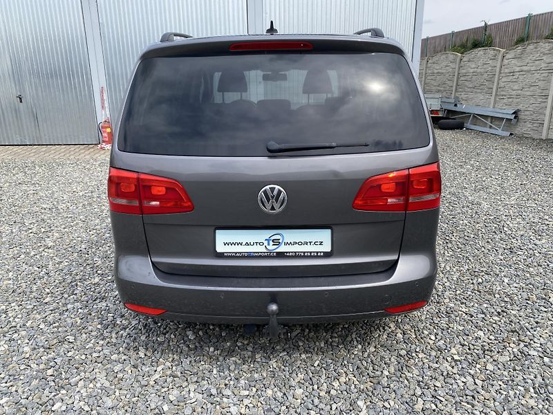 Volkswagen Touran 2.0TDi 140PS DSG TAŽNÉ - fotka 11 z 47