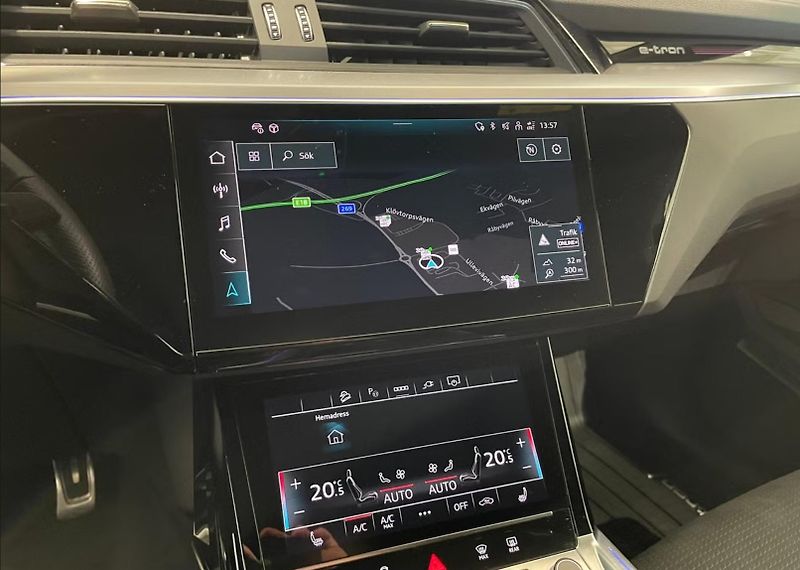 Audi Q8 e-tron 55 Q S-Line 360k Tažné SoH 94% - fotka 29 z 30