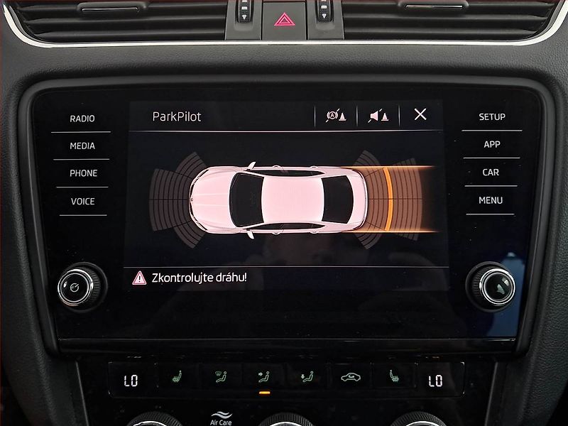 Škoda Octavia (2017) Style 1.8 TSI, Serv.kniha - fotka 15 z 18