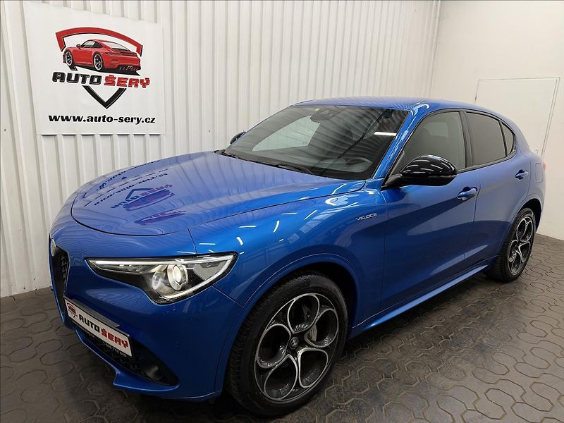 Alfa Romeo Stelvio VELOCE 154kW Q4 - fotka 2 z 44
