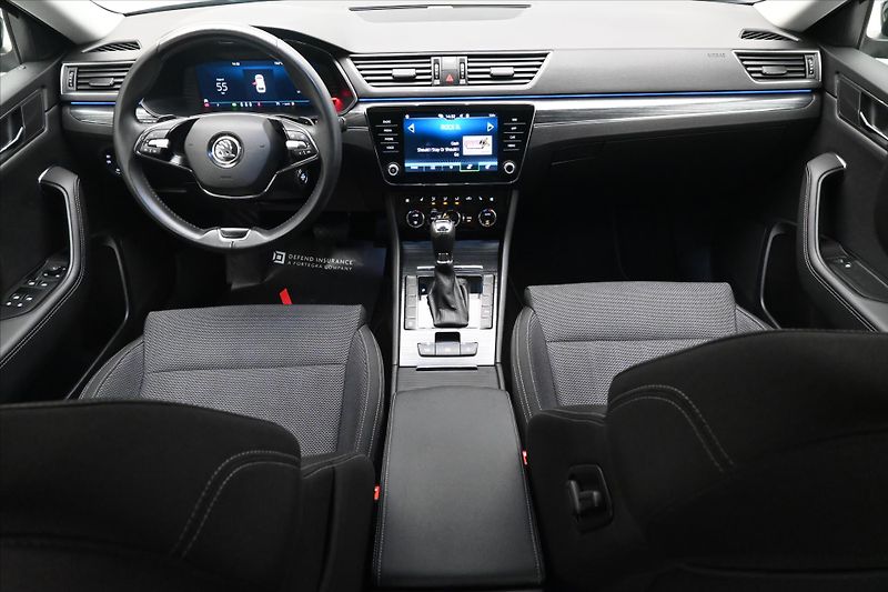 Škoda Superb 2,0 TDI 110 kW DSG Style Záruk - fotka 15 z 31
