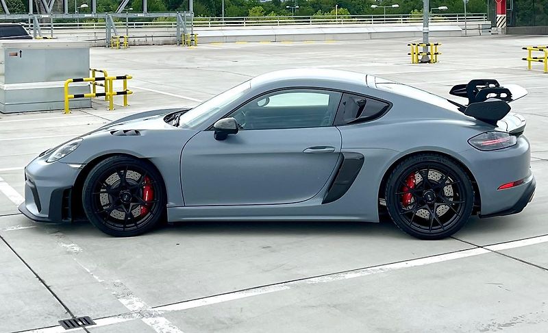Porsche Cayman (2024) GT4RS WEISSACH - fotka 14 z 24