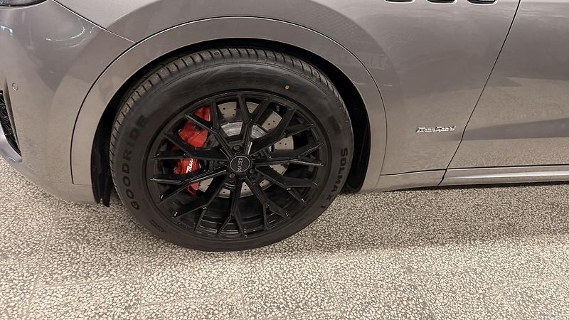 Maserati Levante (2021) 3.0T GandSport,350 PS, - fotka 13 z 27