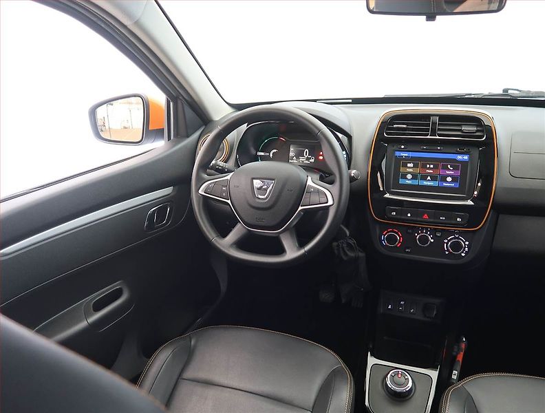 Dacia Spring (2022) Electric 45 (27 kWh), SoH 91% - fotka 7 z 22