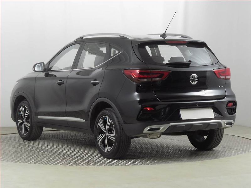 MG ZS (2024) Essential 1.5, Serv.kniha - fotka 4 z 17