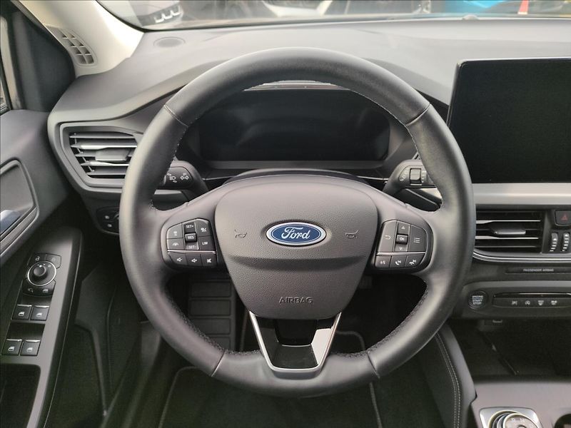 Ford Focus 1,5 EcoBlue 85kW TitaniumX AUT - fotka 16 z 41