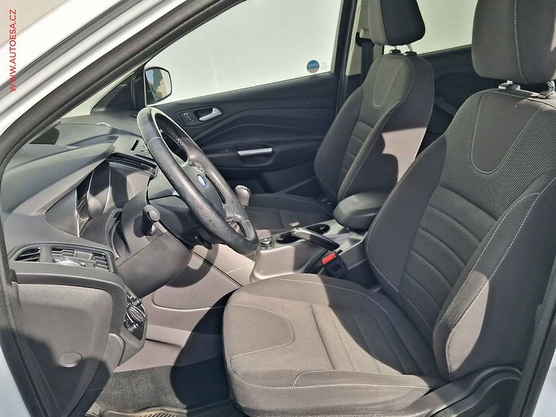 Ford Kuga (2015) 1.5 EB, 2.maj,ČR, AC, tempo - fotka 9 z 16