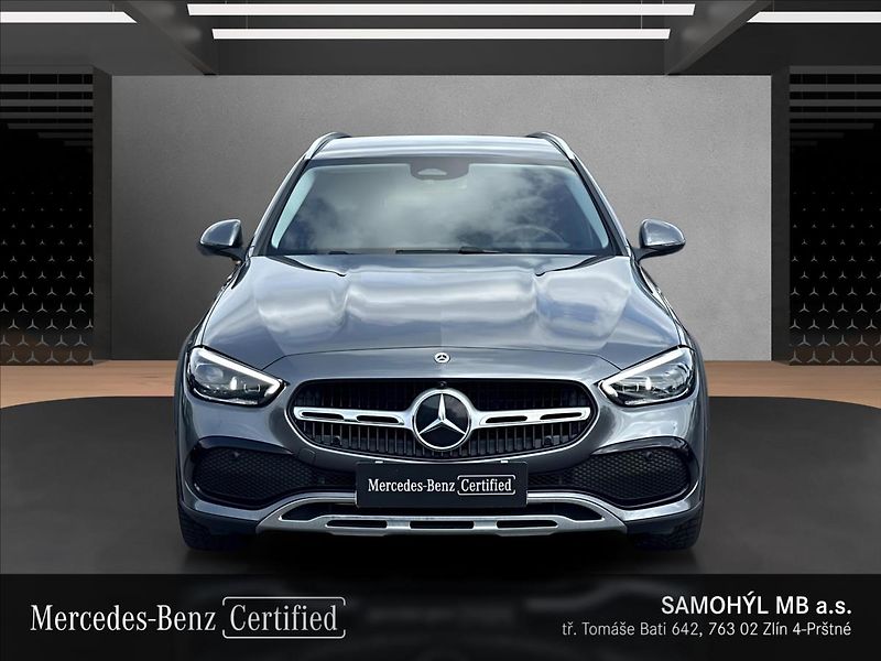 Mercedes-Benz Třídy C C 220d 4MATIC All-Terrain - fotka 8 z 13