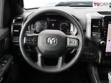 RAM 1500 (2024) Laramie 5.7 V8 HEMI E-Torque - náhled 13