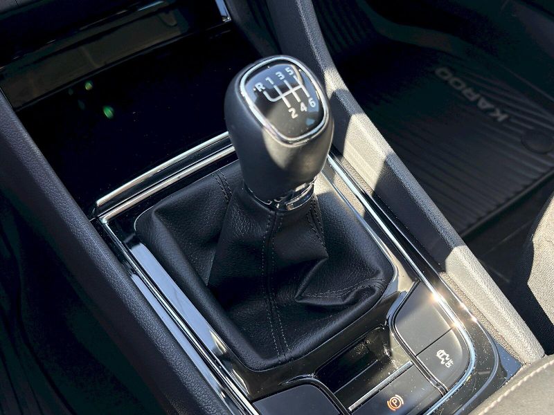 Škoda Karoq (2025) 1.5 TSI / 110 kW / SELECTION - fotka 27 z 29