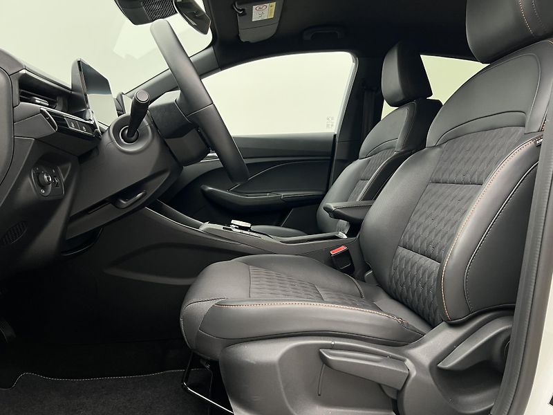 MG MG3 EXCLUSIVE HYBRID+ AUT CZ 1.maj - fotka 3 z 41