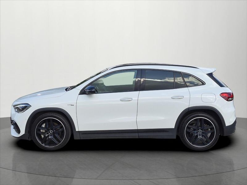 Mercedes-Benz GLA 2,0 225 Kw 35AMG 4MATIC ČR - fotka 4 z 24